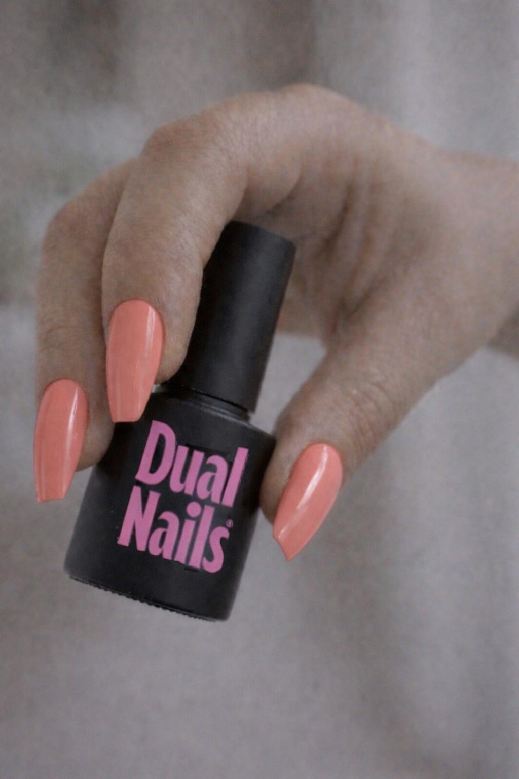 Dual Nails