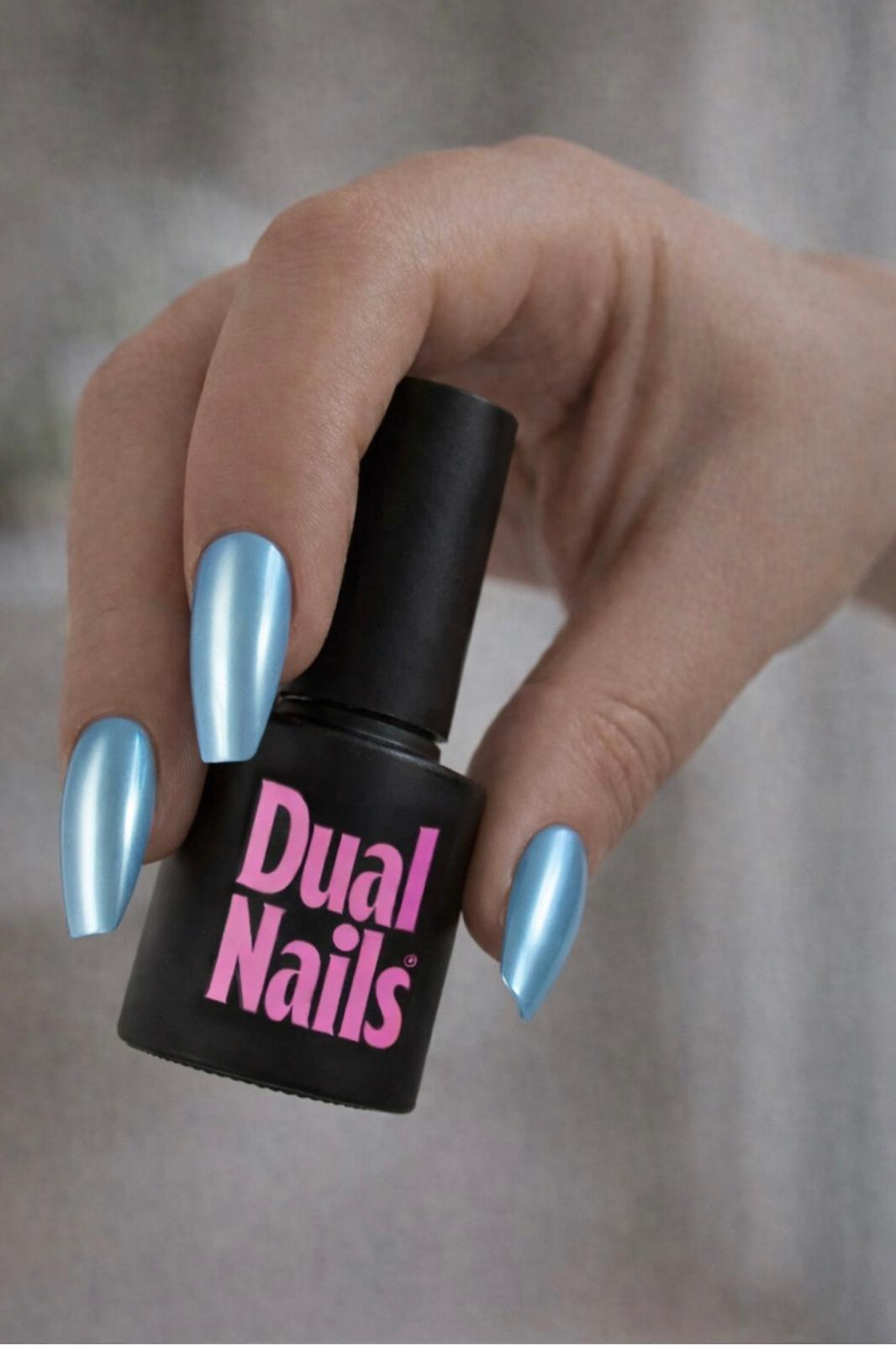 Dual Nails